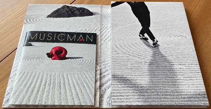 桑田佳祐 MUSICMAN CD+DVD+BOOK 桑田佳祐 - MUSICMAN (Normal Edition) - Amazon.com Music