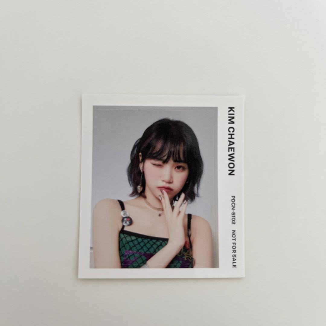 Amazon.co.jp: lesserafim チェウォン ステッカー : おもちゃ