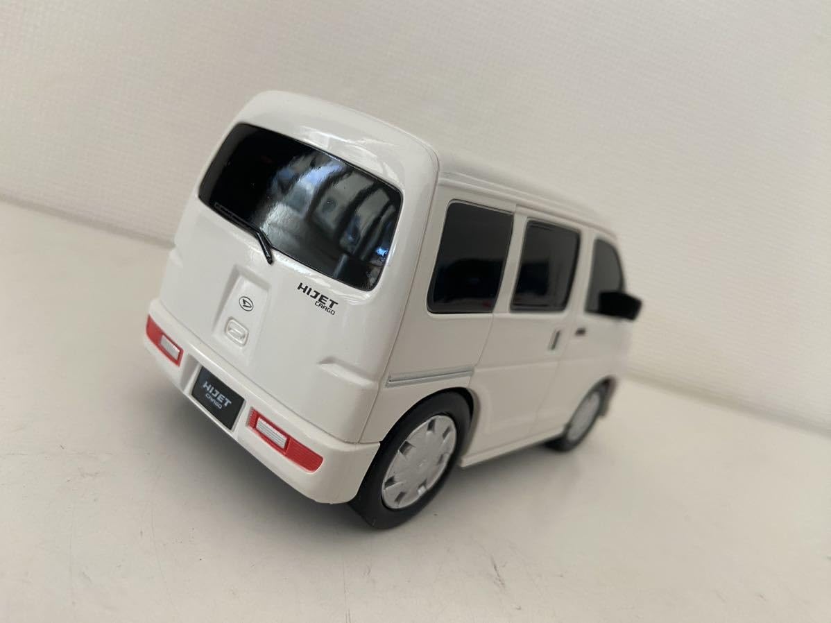Amazon.co.jp: ダイハツ ハイゼット カーゴ プルバックカー DAIHATSU