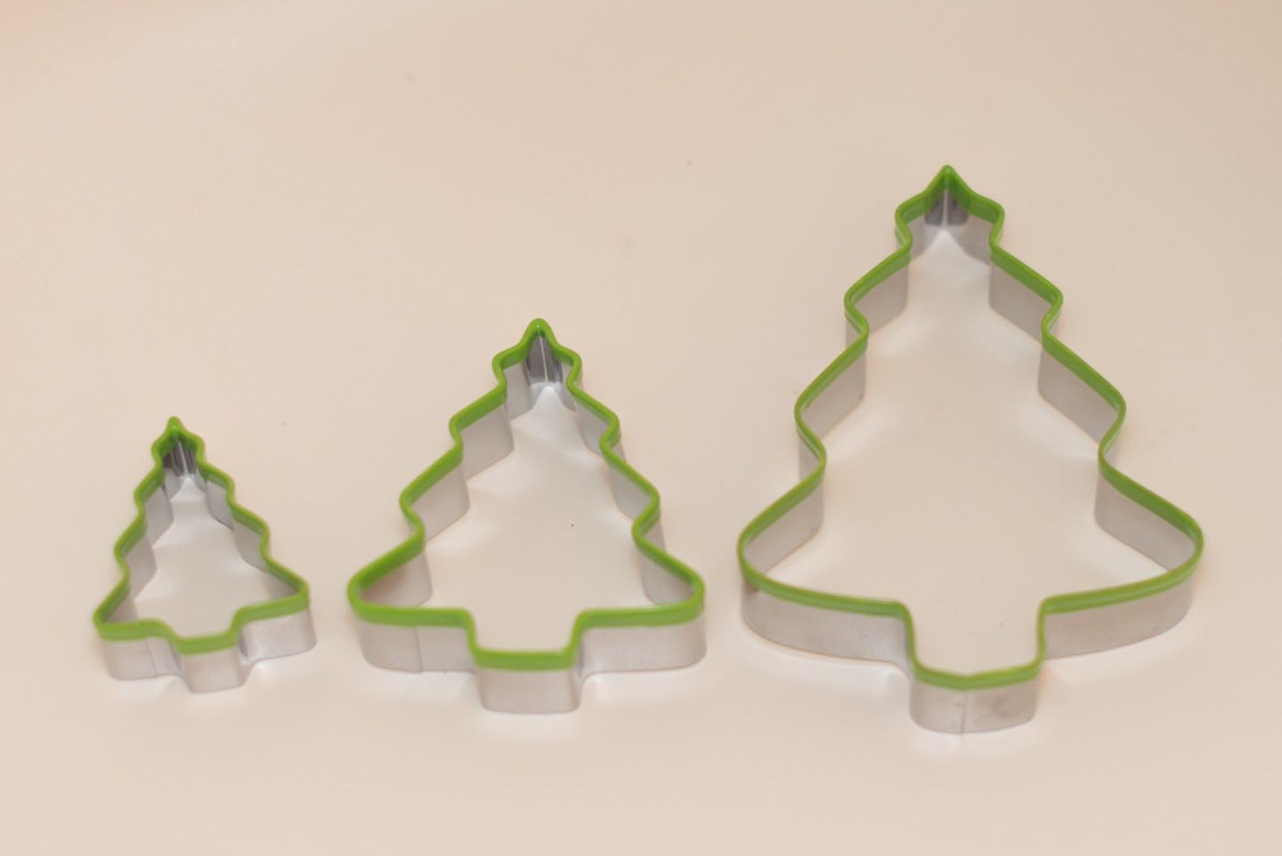 CLEARANCE SALE!!! Ornament Cookie Cutter Gift Set - 9pc + 1 free, Special Holiday Design - Christmas Tree, Gingerbread man, Snowflake + Mini Oblong Shape