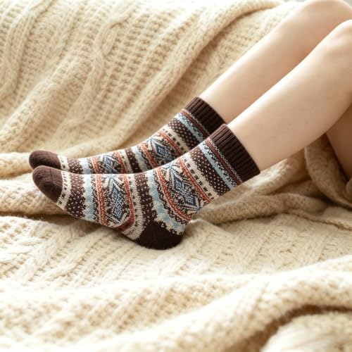 Image of Wool Socks for Women, Cozy Thermal Fall Winter Hiking Alpaca Warm Think Knit Comfy Crew Calf Socks