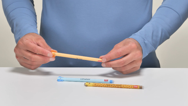 Penne Gel Cancellabili Legami - Con Gomma Integrata A Sfera, Inchiostro Rosso Termosensibile 0.7mm - Foto 8