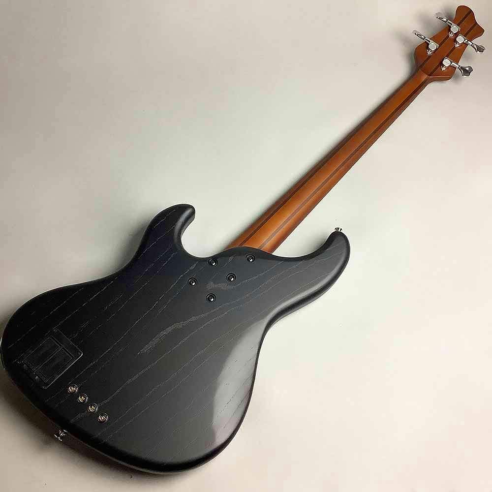 RYOGA Val-B443A 日本製　エレキベース　美品 RYOGA Val-B443A 日本製 エレキベース 美品 ショールーム限定