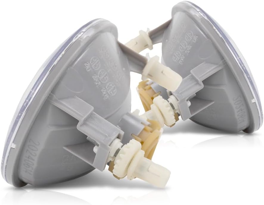 KarParts360 For 2015 2016 2017 2018 Chevy Silverado 3500 HD Fog Light Assembly Driver and Passenger Side Pair w/Bulbs Replaces GM2590104 GM2590104