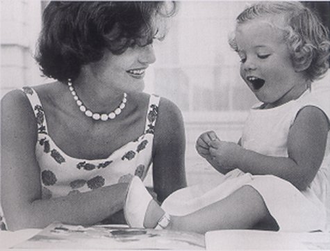 Jackie: Her Life In Pictures #TOP4