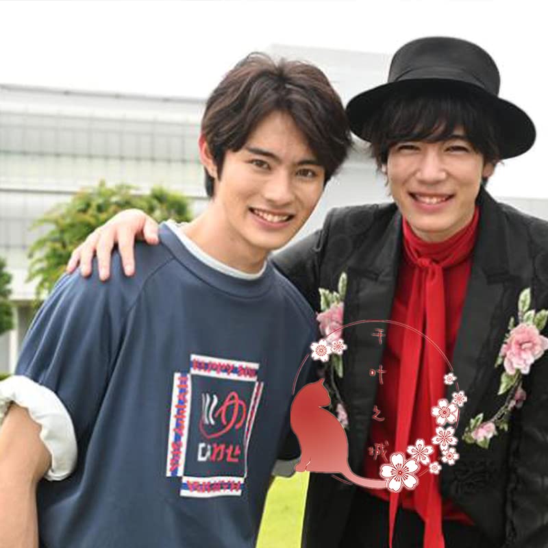 Amazon.co.jp: 「桜时」仮面ライダーリバイス 五十嵐一輝 半袖 Tシャツ