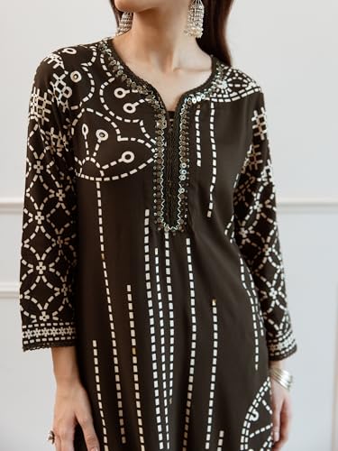 Image of INDO ERA Women's Green Viscose Rayon Printed Straight Kurta & Pant Set (IEOUT6940)
