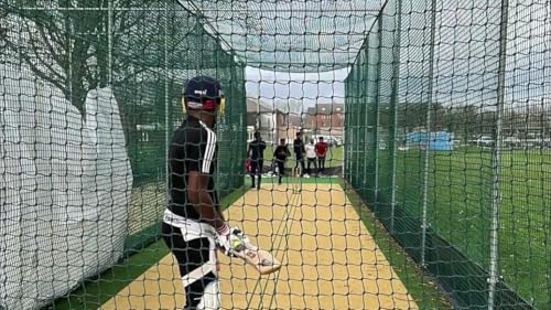 Image of Raisco Green Cricket Practice Net (1.5 mm Thickness, 80x10 Feet)