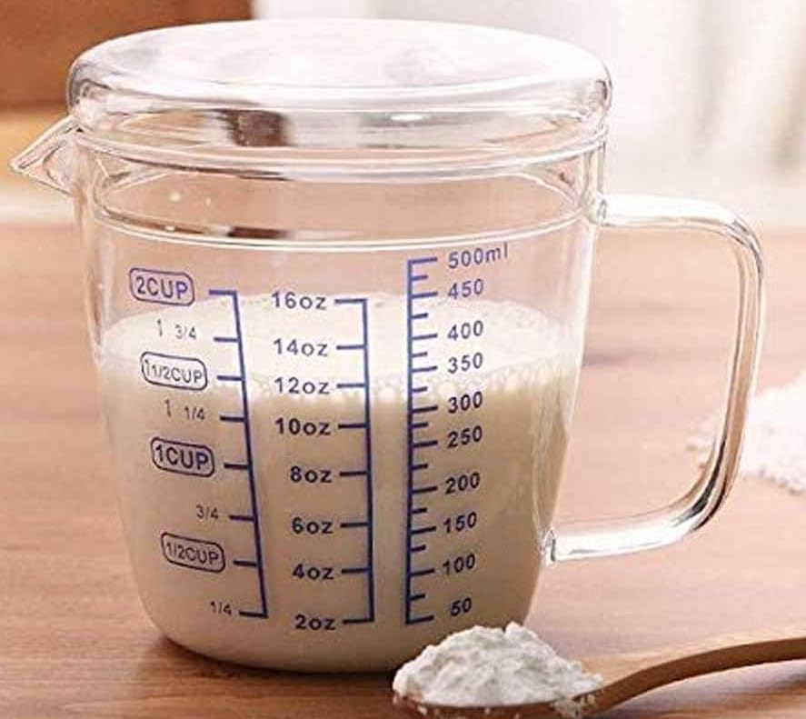 Amazon | 計量カップ 耐熱カップ ミルクグラス 500ml フタ付カップ