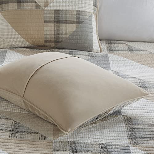 Woolrich Olsen Reversible Quilt Set - Cottage Styling Reversed to Solid Color, All Season Lightweight Coverlet, Cozy Bedding Layer, Matching Shams, Oversized King/Cal King Geometric Plaid Tan 3 Piece