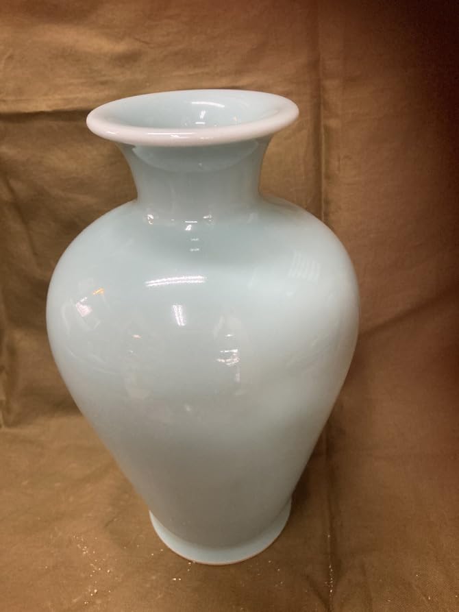 小笠原長春 伊万里 青磁 花入 【真作保証】 小笠原長春 伊万里 青磁 花入 【真作保証】 小笠原長春 伊万里