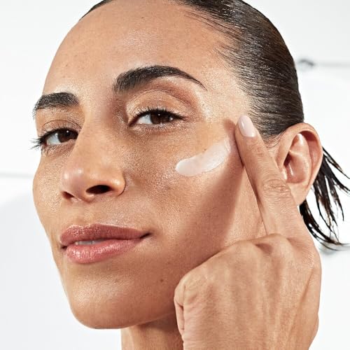 Smashbox Photo Finish Resurface Primer Serum | Smooths Texture, Locks in Makeup, Gently Exfoliates For Brighter Skin | 3.5% Glycolic Acid, 1 Fl Oz
