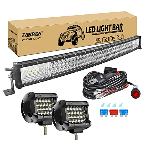 Barre de led 4x4 pour éviter les pièges de la nuit en forêt et sur chantier