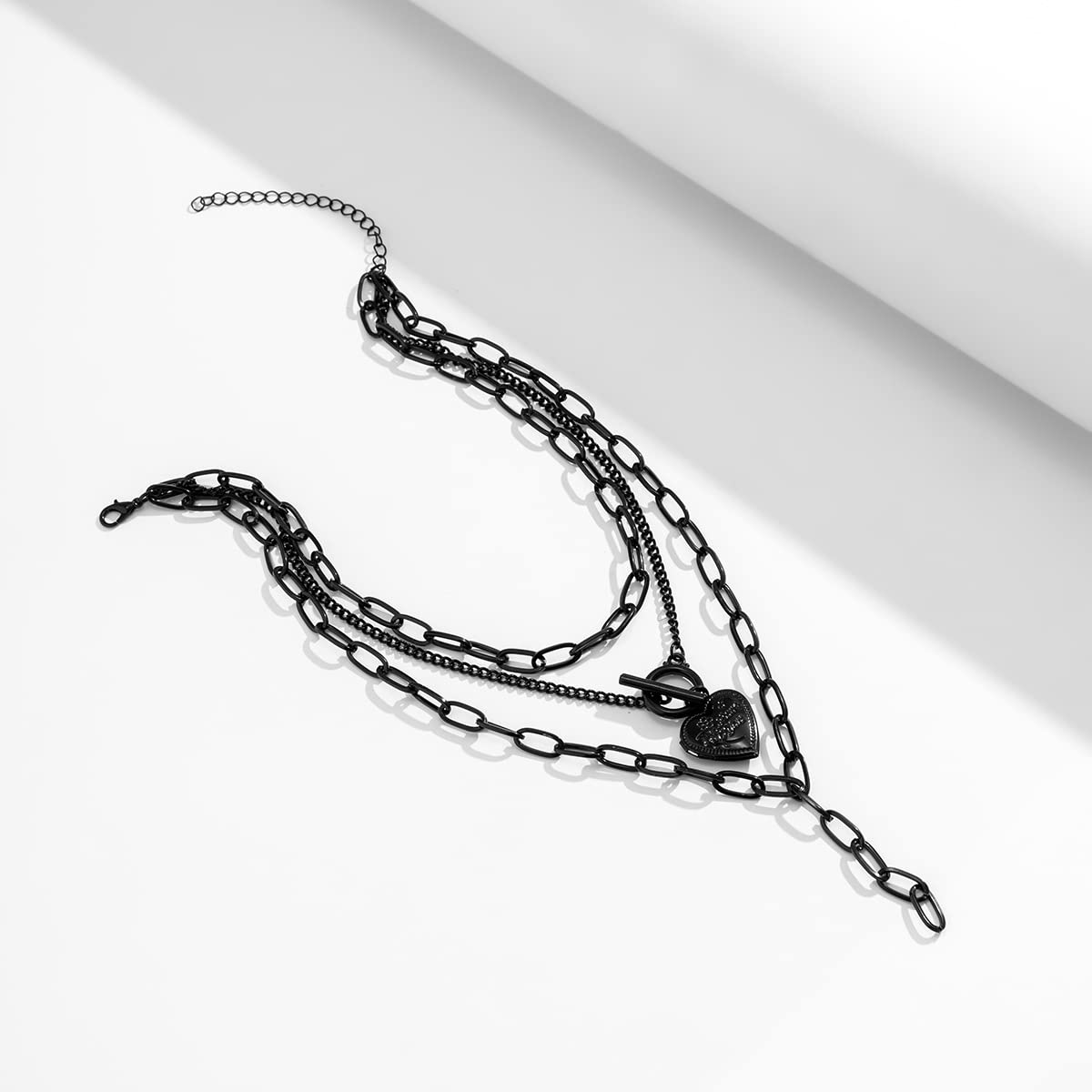 Clataly Black Heart OT fibbia collana Collana Crescent Tassel