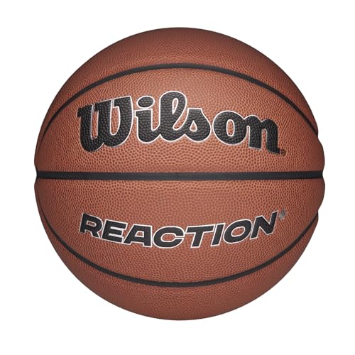 Wilson Reaction Plus Basketball, Aus langlebigen Verbundmaterialien mit tiefem Kanaldesign, Farbe: Braun/Silber, Größe: 5