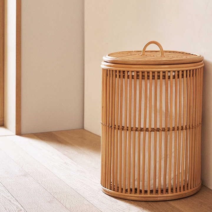 Image of Wicker Cane Laundry Basket with Lid & Removable Liner | Handwoven Natural Rattan Clothes Hamper for Bedroom, Bathroom & Laundry Room (BEIGE)