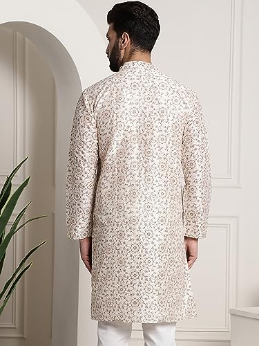Image of SOJANYA Men's Silk Blend Kurta with Paisley Design