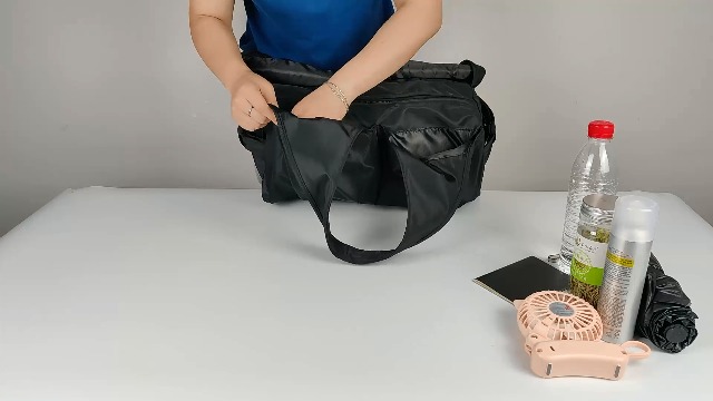 Bolso de hombro impermeable para mujer, amplio y liviano miniatura 7