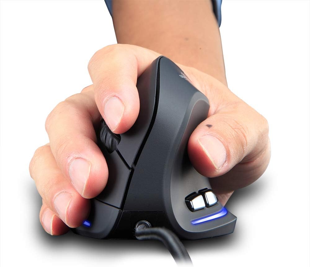 Hand gripping the Zelotes T20 Ergonomic Vertical Mouse
