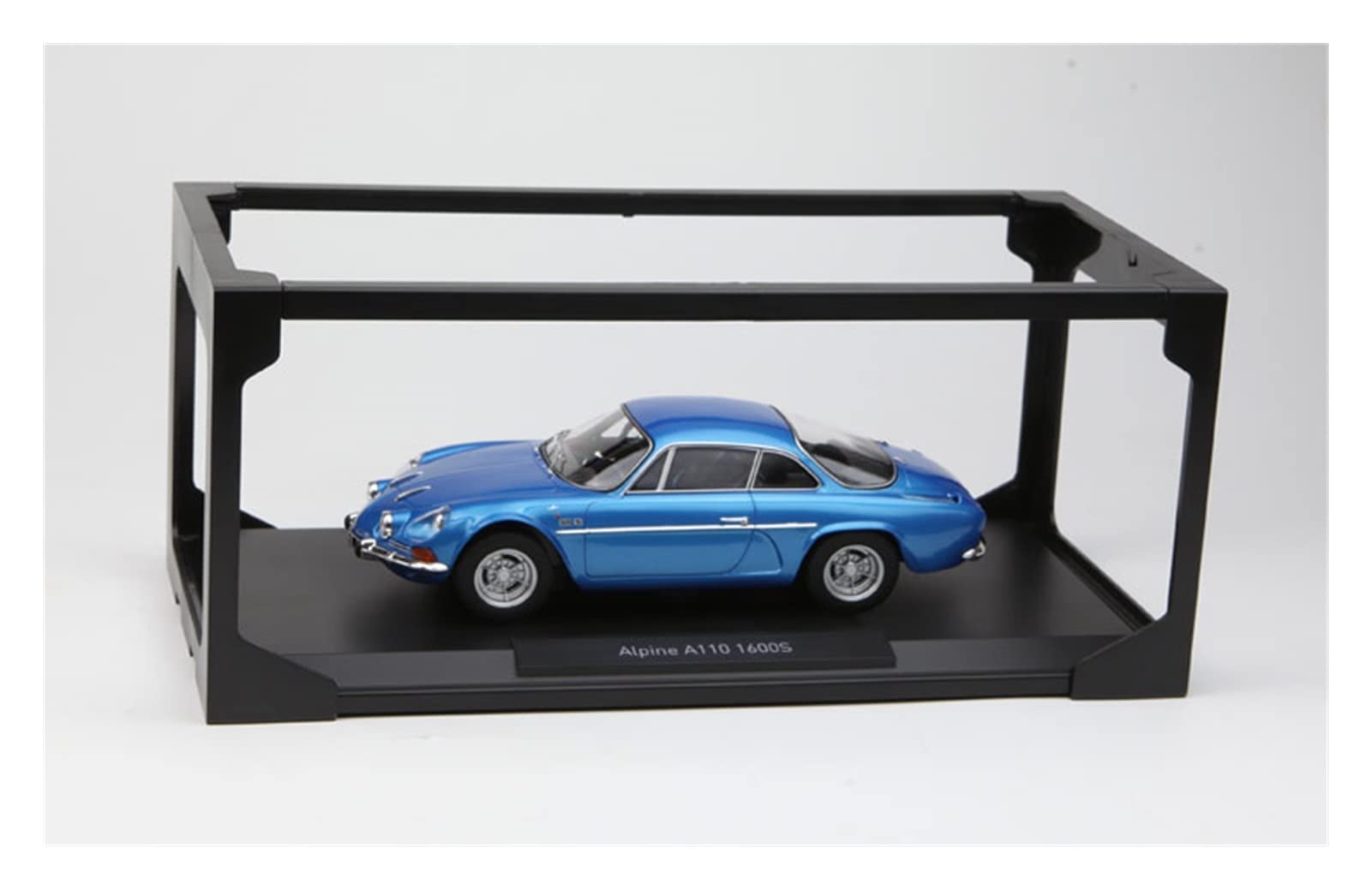 Amazon | ミニカー スケールモデルカー 1:18ルノーアルピーヌA110