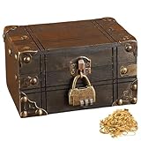 【Capacité idéale】 Mesurant 16 x 11,5 x 9 cm, ce coffre au trésor vintage en bois avec serrure offre suffisamment d'espace pour les petits trésors sans paraître encombrant. Ce coffre au trésor en bois avec couvercle permet de ranger soigneusement jouets, objets de collection ou documents. Grâce à son format compact, il trouve parfaitement sa place sur une étagère, un bureau ou comme élément décoratif dans une chambre d'enfant.
