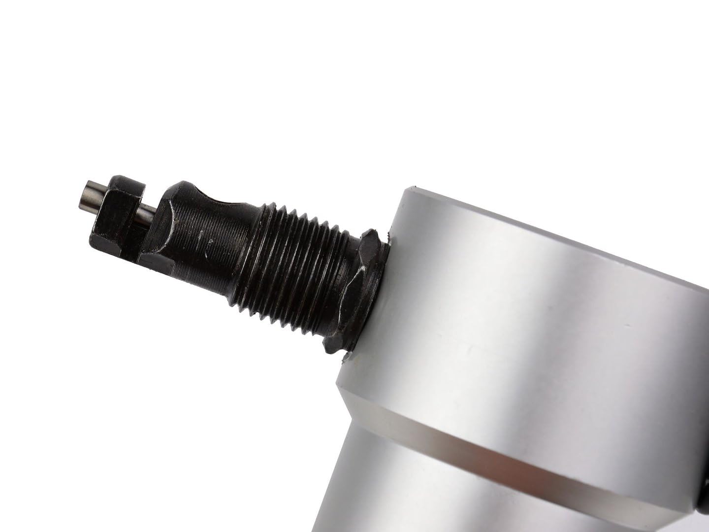 BSD Cizalla de perforación para chapa con corte preciso y ángulo ajustable para taladradoras, compatible con diferentes materiales y espesores.