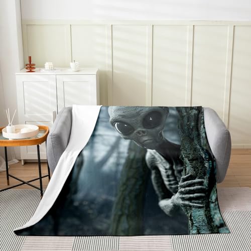Castle Fairy Alien Printed Flannel Blanket For Boys Girls Kids Super Soft Warm Outer Space Fleece Blanket Spacecraft Throw Blankets 3D Alien Bed Blanket Gifts For Teens Women cover
