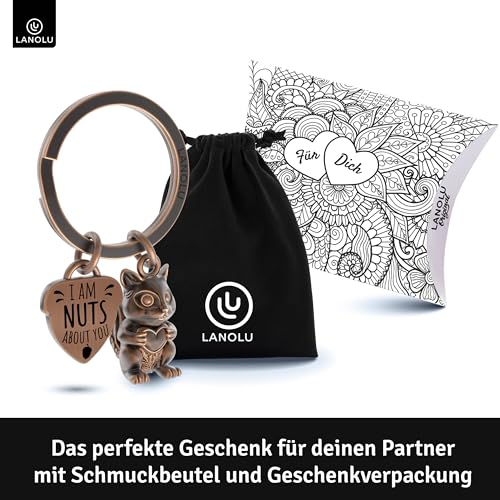 LANOLU Schlüsselanhänger Eichhörnchen Nussknacker, Glücksbringer Schlüsselanhänger Partner und für beste Freundin, Paar Geschenk Freund aus Metall