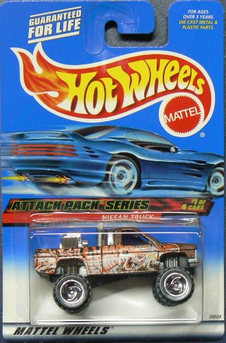 Attack Pack Series Nissan Truck Hot Wheels 1:64 miniatura 2