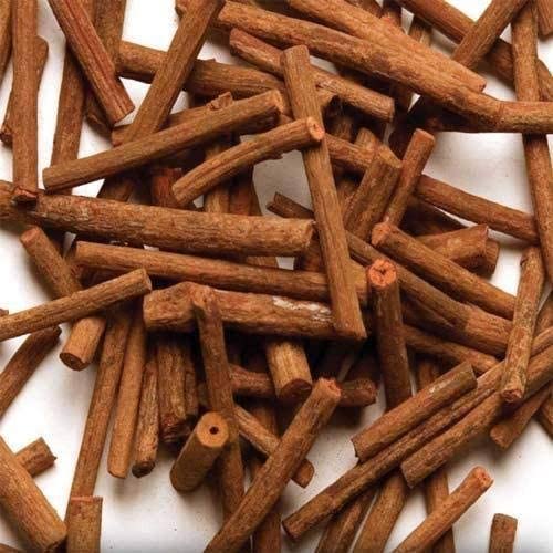 Kengos Divesh Store Manjistha Arook/Indian Madder/Manjth/Rubia/Cordifolia/Majeeth (50 g)