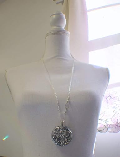 Miniatura 3 de Shamrock Music Box Locket