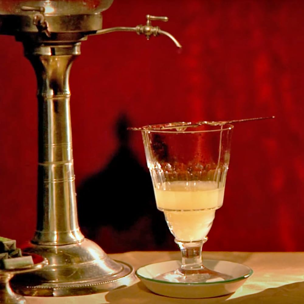 Absinth Maison ALANDIA | Gold prämierter Absinthe aus Deutschland | Traditionelle Rezeptur | Mit 16 Kräutern destilliert | 70% Vol. | Handverkorkte Flasche | (1x 0,7 l)