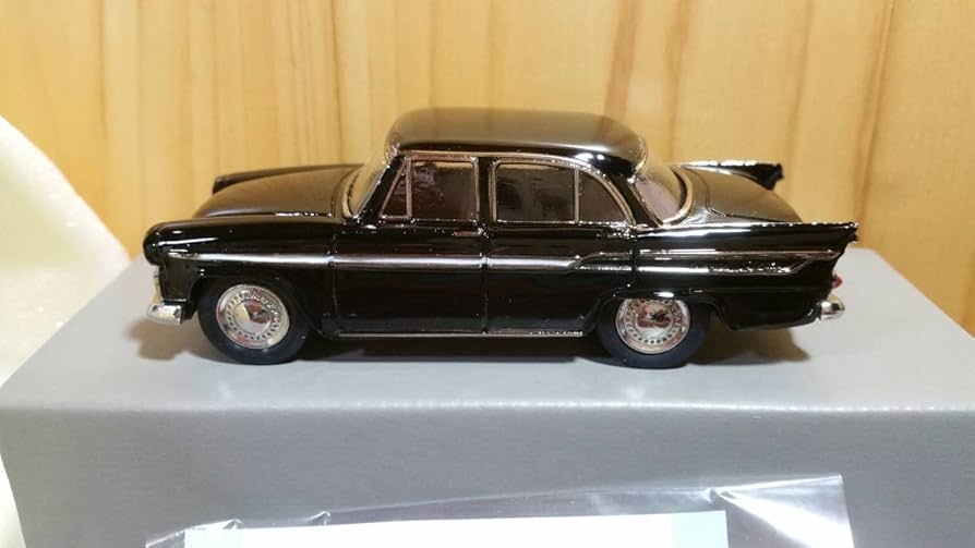 ミニカーショップイケダ】日本製 FINE MODEL1/43 プリンスグロリア