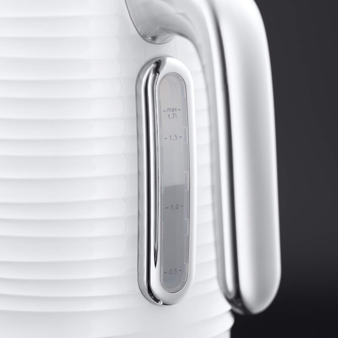 Russell Hobbs Wasserkocher [1,7l, 2400W] Inspire Weiss mit hochwertiger Hochglanz-Struktur (Schnellkochfunktion, herausnehmbarer Kalkfilter, Wasserstandsanzeige, abnehmbarer Deckel) Teekocher 24360-70