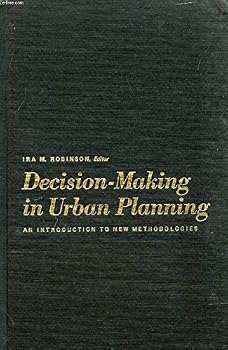 Hardcover Decision-making in urban planning: An introduction to new methodologies Book