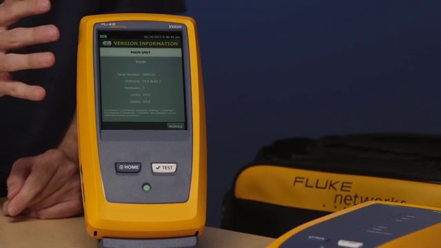 Image of Fluke Networks DSX2-5000 CableAnalyzer Copper Cable Certifier for Category 5, 5e, 6, & 6A Twisted-Pair Cabling, 1 GHz Range, Touchscreen, LinkWare Reporting, includes Permanent Link & Channel Adapters