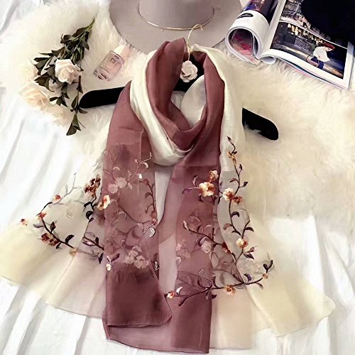 Changement de couleur écharpe soie brodée contre le froid hiver
