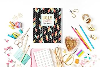Paperback Weekly Planner: 2018 Weekly Planner: Portable Format: Coral, Mint & Gold Chevrons Book