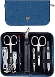 CONTENIDO (instrumentos): tijera para uñas, tijeras para pieles, cortaúñas, cortaúñas de los pies, instrumento doble (empujapieles/limpiador de la cutícula), pinzas, limpiaúñas, lima de uñas de zafiro | ACCESORIOS: paño de microfibra para la limpieza de los instrumentos de acero, folleto informativo «Pedicura y manicura».