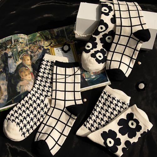 Image of Women's Crew Socks Cute Bear Cat Floral Soft Fancy Socks Gifts for Women