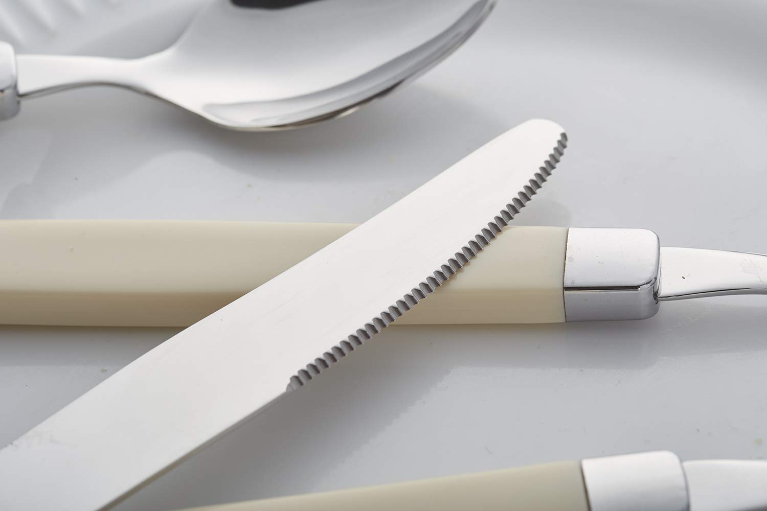 Ensemble de couverts en acier inoxydable ANNOVA - Poignées de couleur - Fourchettes à dîner, fourchettes à salade, couteaux de table, cuillères à soupe, cuillères à thé (cream, 20pieces)