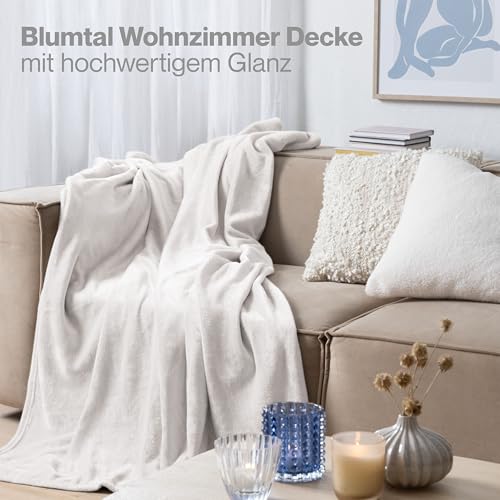 Blumtal Kuscheldecke flauschig - Oeko-TEX zertifizierte Fleecedecke 150x200 cm - Wohndecke 150x200 cm - Decke als Couch Wohn- & Kuscheldecke - Decke für Couch/Fleecedecken Creme