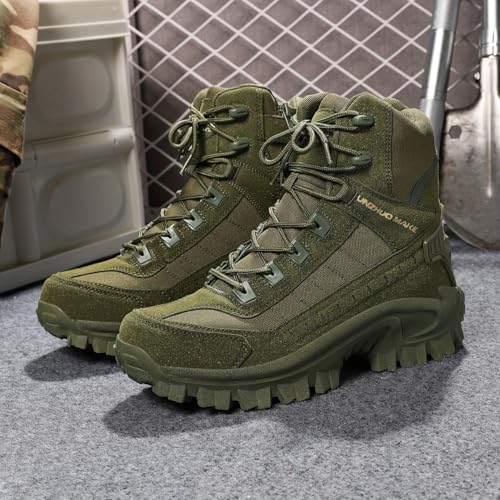 Fashionable large-size men's high-top outdoor shoes with anti-slip and wear-resistant soles. Suitable for hiking, trekking and traveling.2