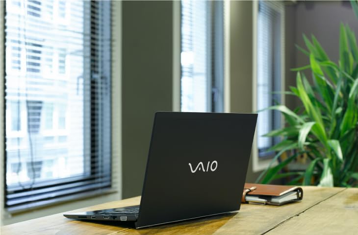 VAIO Pro✨13.3インチ薄型軽量ノートパソコン✨すぐ使える設定済み✨ Amazon.co.jp: 【整備済み品】ノートパソコン コンパクト軽量 極軽極薄