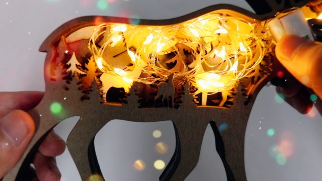 Lilu® Figura In Legno Di Lupo Con Cuore Luminoso – Foresta Dipinta A Mano, Giocattolo FSC® E Certificato EN71, Per Bambini (regalo)