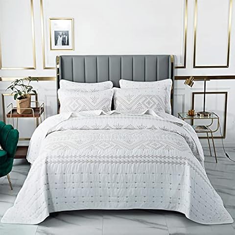 CCUNSZI 3 Piece Luxury Embroidered Bedspread Quilt Set King- All Season Quilts Comforter Lightweight Bedding Set with Pillow Shams,White,King Cover