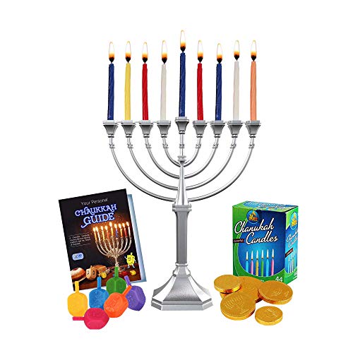 Zion Judaica Chanukka-Bundle-Set, Übergangs-Anmut Chanukah-Menora (Satinsilber), 45 Hanukka-Kerzen, 6 Dreidels, Chanukka-Leitfaden, Schokoladengürtel Cover