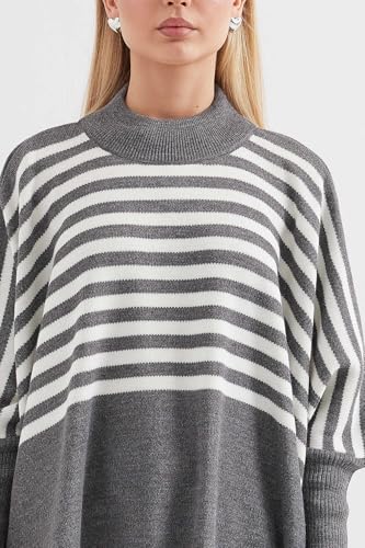 Image of Women's Crew Neck Batwing Sleeve Split Hem Oversized Knit Poncho Sweater