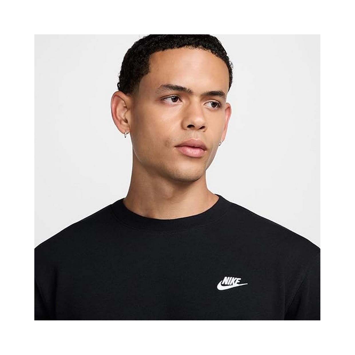 Nike Club Fleece Herren-Rundhalsshirt aus French Terry, FN3888