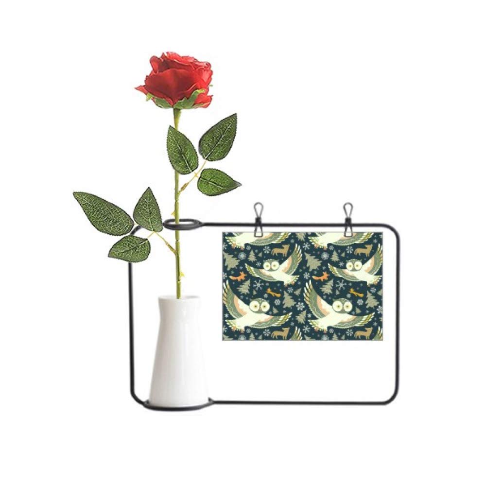 Vase de décoration oiseaux chouettes et roses artificielles aux motifs floraux foncés premium